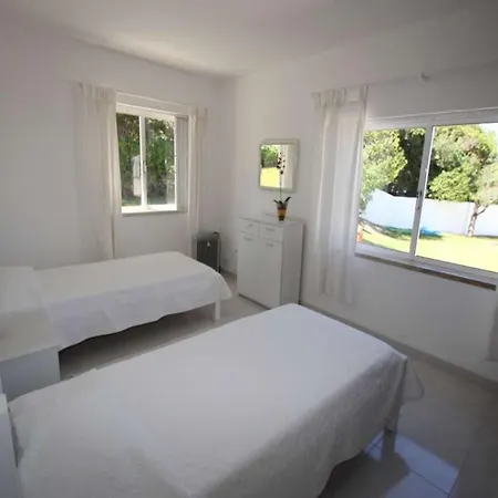 Classic Casa Bella Private Pool 4 Bedrooms * Албуфейра